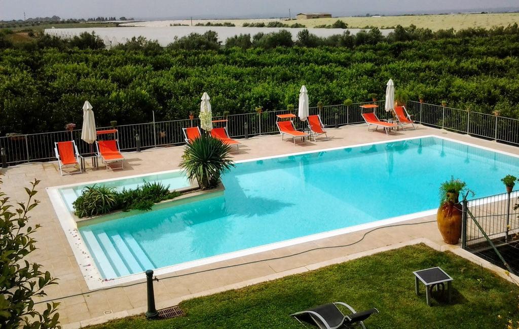Agriturismo Donna Clementina Castellaneta Marina Exterior foto