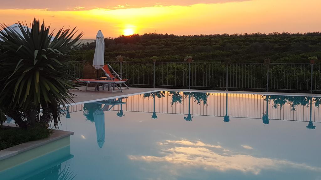 Agriturismo Donna Clementina Castellaneta Marina Exterior foto